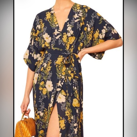 Reformation Winslow Maxi Kimono Dress - Picture 17 of 17
